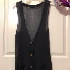 Women vest/ cardigan